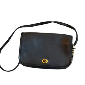 vintage coach penny bag navy blue glove tan leather handbag No 665–6871